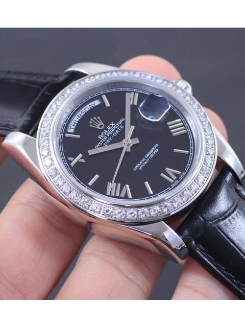 高仿ROLEX勞力士星期日歷型系列 自動機械男錶黑盤鑲鉆